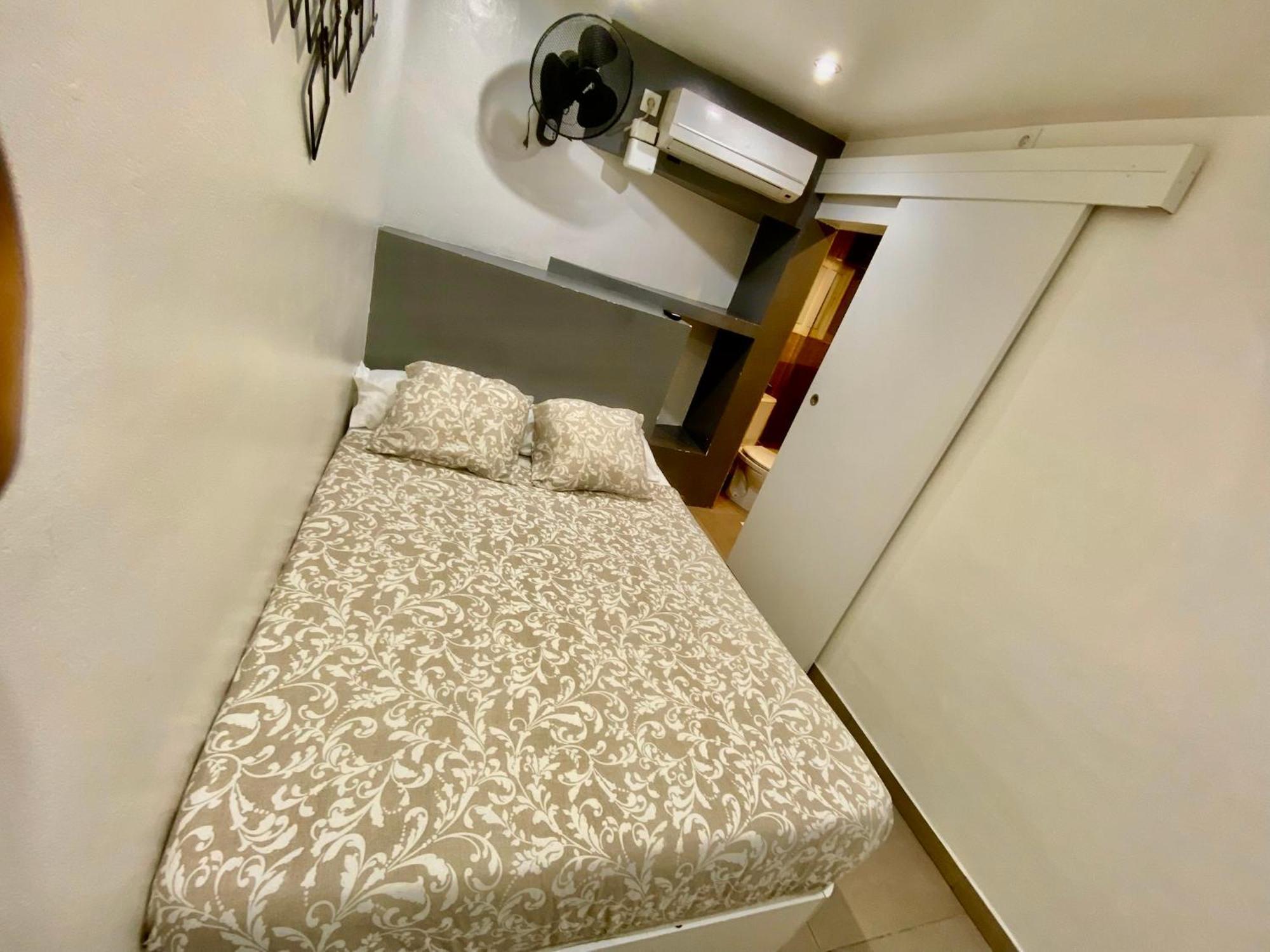 Suites Nuevas Con Bano Privado Frente Al Metro St Mwc Barcelona-Fira L'Hospitalet de Llobregat Eksteriør bilde